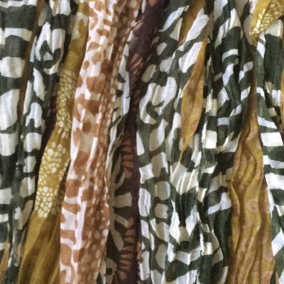 Fashion scarf 🧣 - Picture 3 of 3